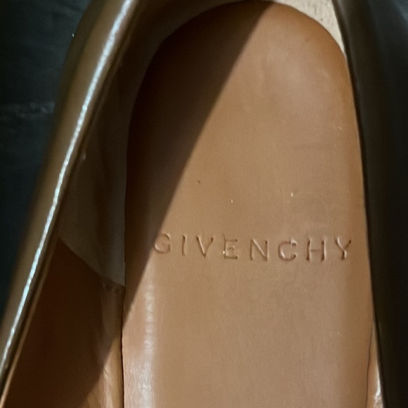 Givenchy women’s flats size EU 37 US 7 - Picture 2 of 4